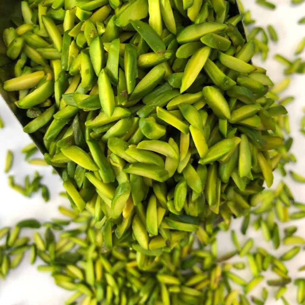 Slivered-Green-Pistachio-kernel-3